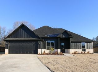 11724 Jayden Ln, Tyler, TX 75703