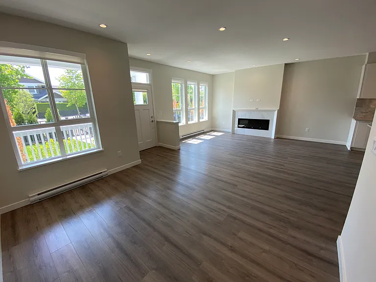 5311 Admiral Way #124 — Photo 9