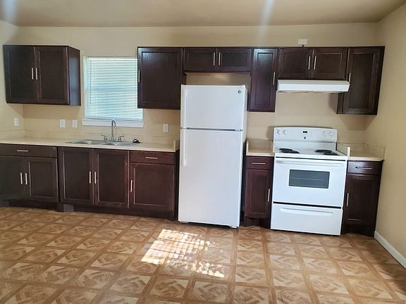 4th image of 512 Avenue A