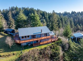 671 NE Newport Heights Dr, Newport, OR 97365
