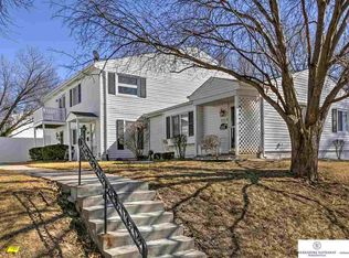 2921 S 123rd St, Omaha, NE 68144