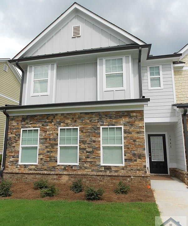 1st image of 1547 Lincoln Dr
