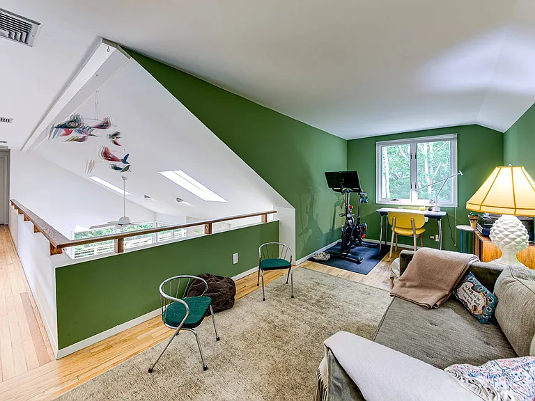 3 Jonathan Dr — Photo 16