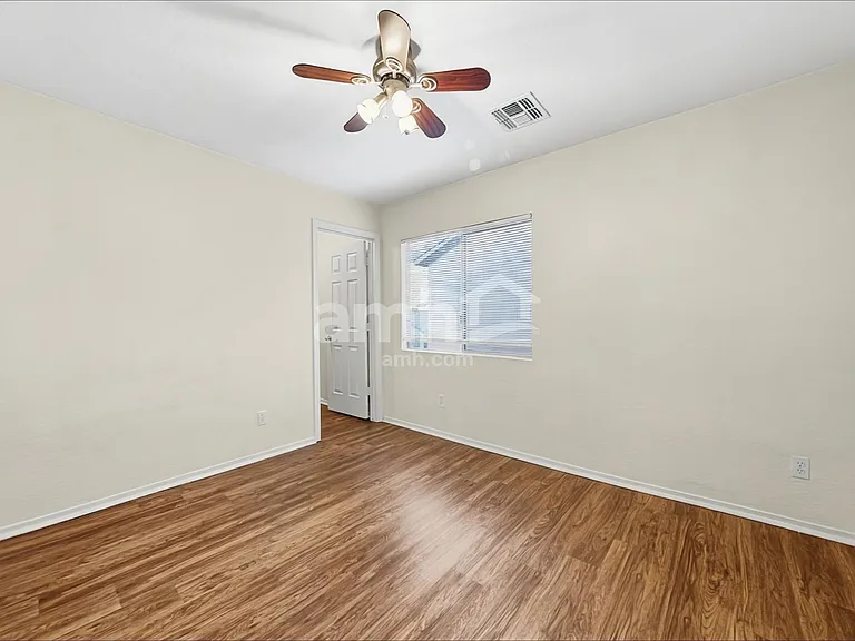 5128 W Shumway Farm Rd — Photo 17