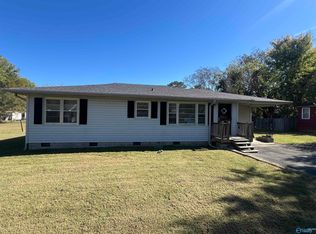 907 Stephens St, Boaz, AL 35957