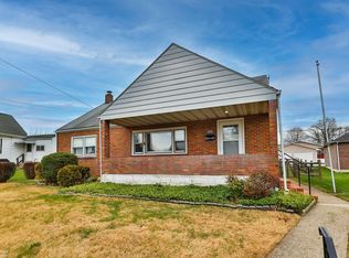 1085 Detweiler Ave, Hellertown, PA 18055