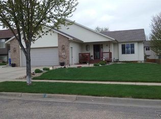 3247 S Pillsberry Ave, Sioux Falls, SD 57103