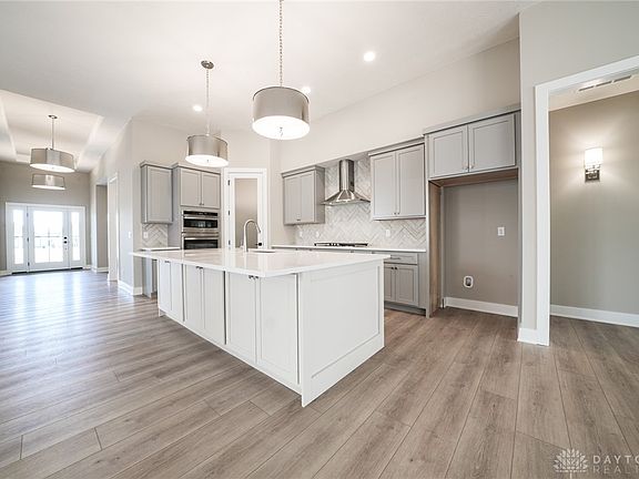 7th image of this home