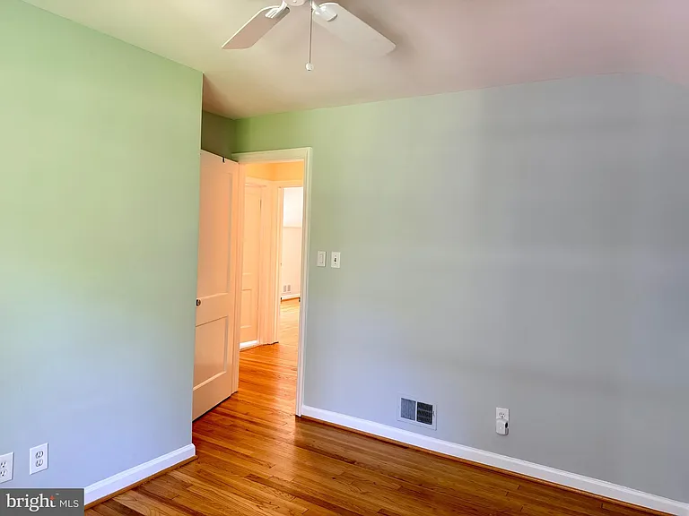 3001 S Grant St — Photo 24