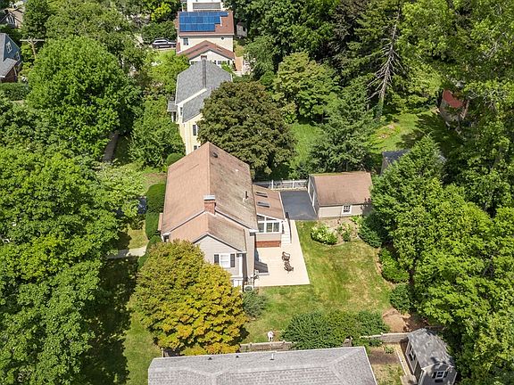 4th image of 20 Sargent Rd