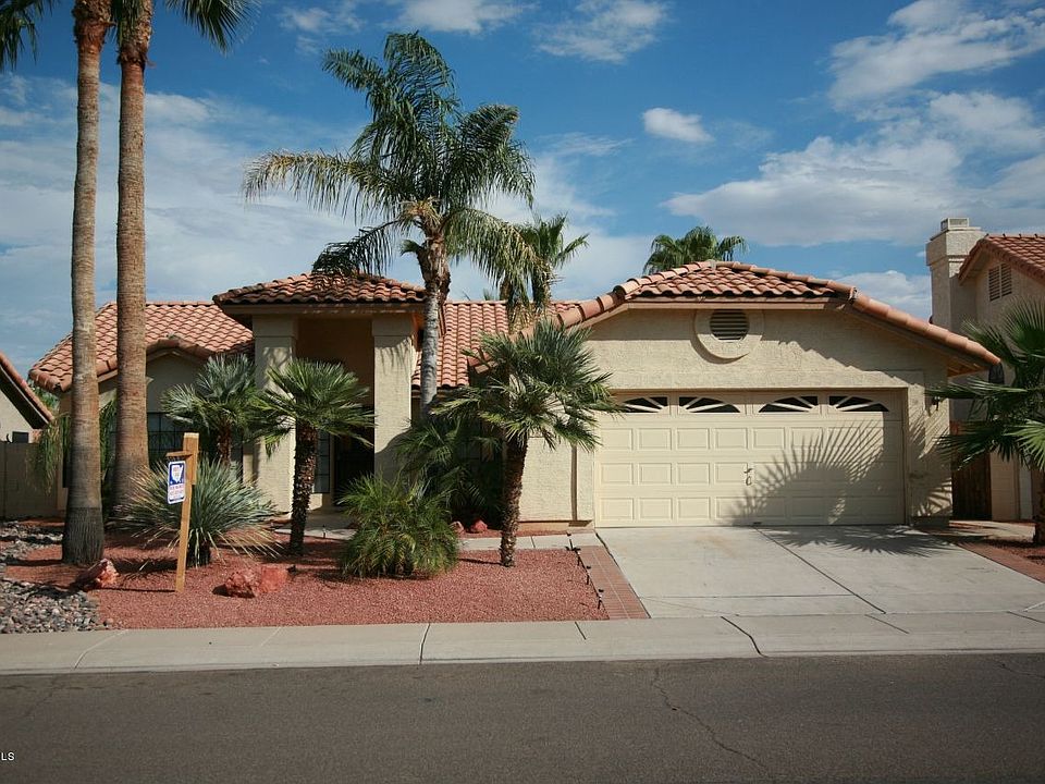 1st image of 1213 W Iris Dr