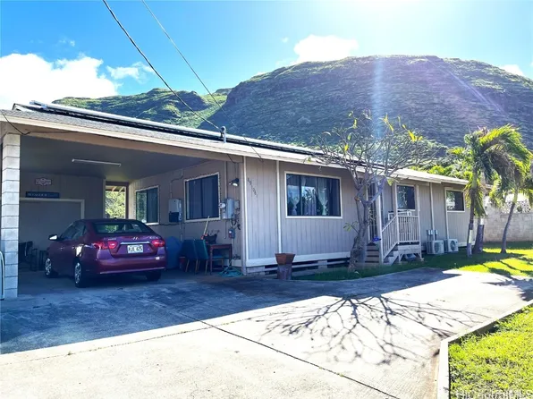 89-1061 Pikaiolena St, Waianae, HI 96792