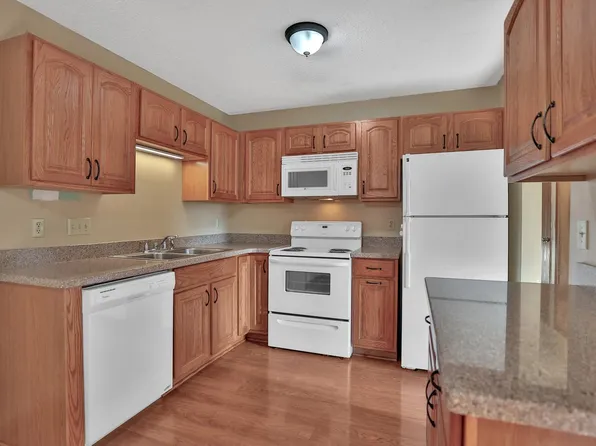 4125 Austin St NE, Blaine, MN 55014