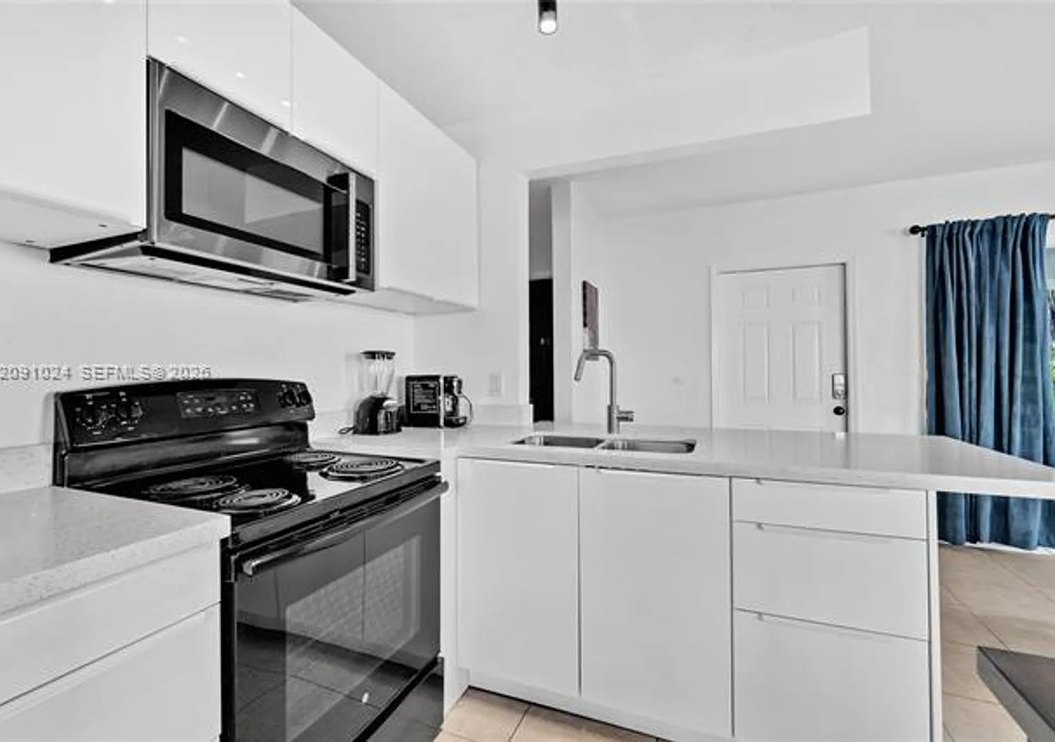 1021 NW 23rd Ave cu-1023, Miami, FL 33125 — Photo 1