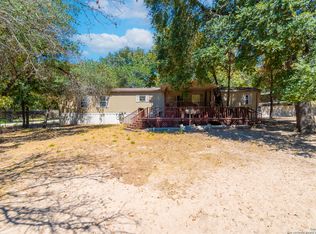 3711 New Mathis Rd, Elmendorf, TX 78112