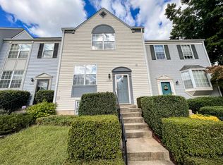 13856 Laura Ratcliff Ct, Centreville, VA 20121