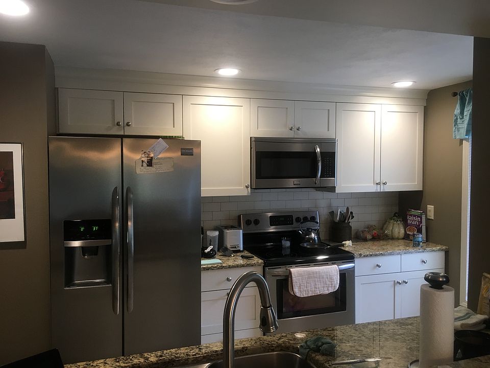 2nd image of 1563 Conrad Rd