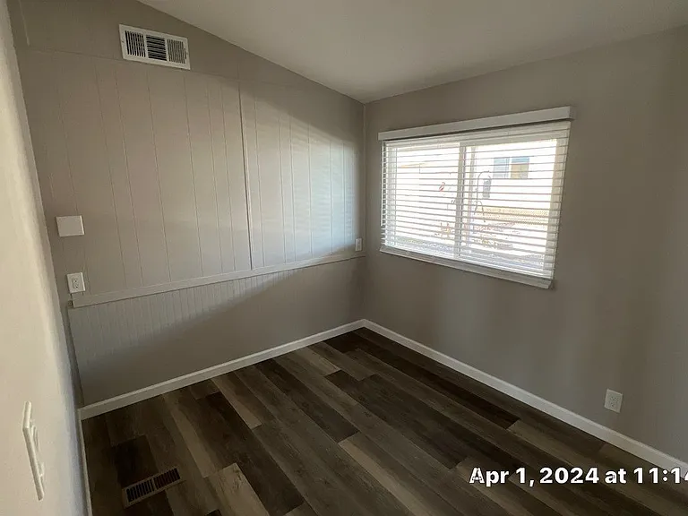 738 Swan Dr — Photo 21