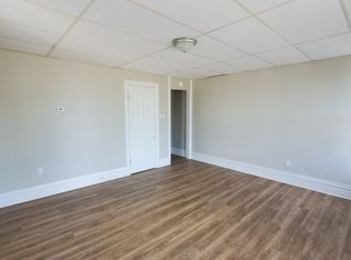 300 Pennsylvania Ave, Watsontown, PA 17777