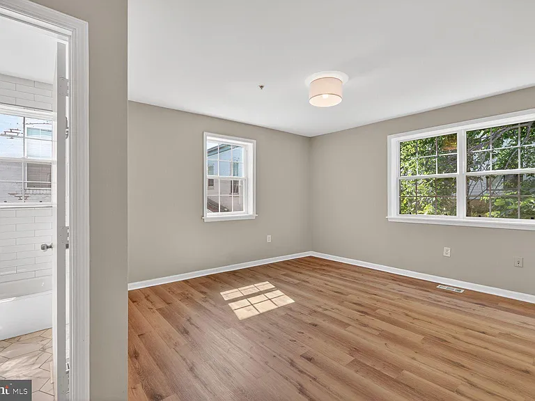 1008 Rittenhouse St NW #15 — Photo 33