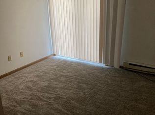 811 Covey Ln #6, Coal City, IL 60416