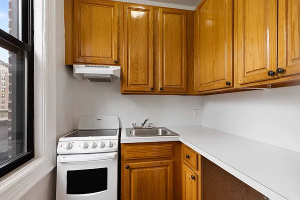 Rented by MNS | media 10