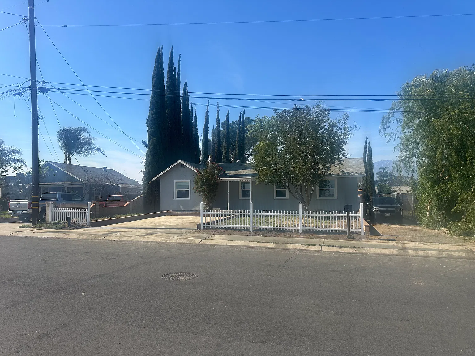 4 bed, 1212 sqft, $3,000 — Photo 1