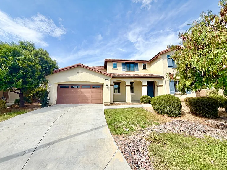 30136 Sutton Ct — Photo 1