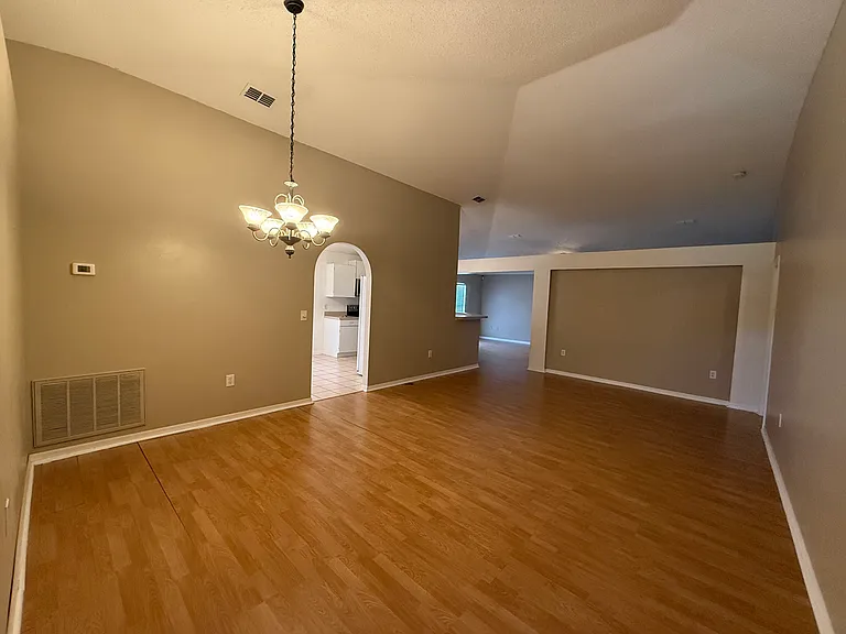 1574 Stefan Cole Ln — Photo 5