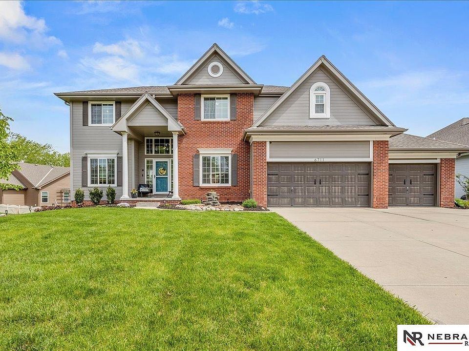1st image of 6711 S 185th Ave