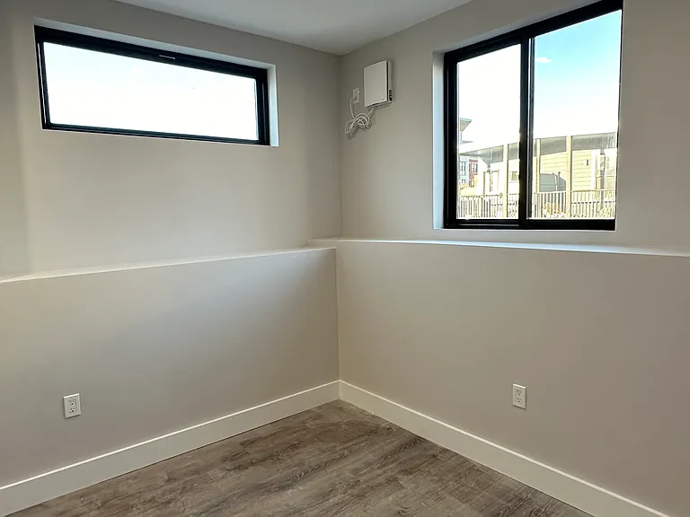 Layouts differ but finishes are exact. Phot may be from a different unit