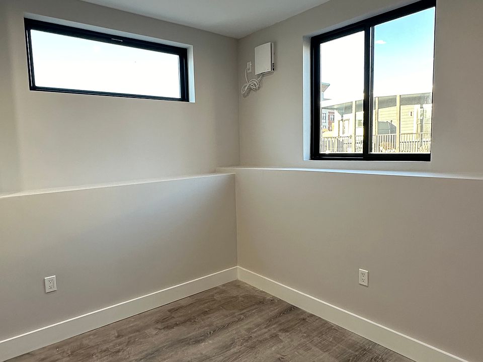 Layouts differ but finishes are exact. Phot may be from a different unit