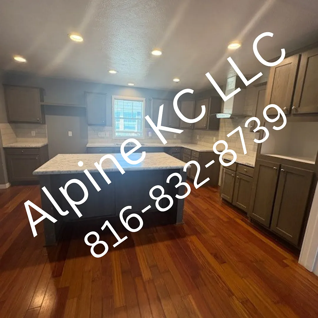 4 bed, 1200 sqft, $1,250 — Photo 2