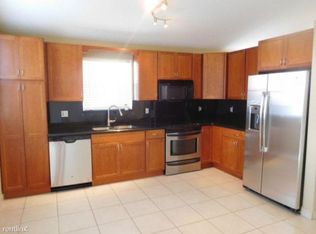 15652 NW 14th St, Pembroke Pines, FL 33028