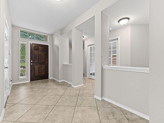 5th image of 1910 Katlyn Ln