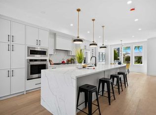 3116 W 4a St NW, Calgary, AB T2M 3B4