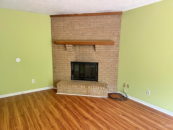 4th image of 6784 Harrison Ave Unit 102