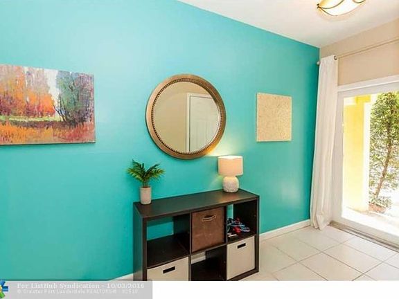4th image of 804 SW 4th Ave #804