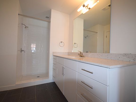 5th image of 414 E Capitol Ave APT 118