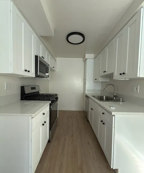 4571 Haskell Ave #5 — Photo 2