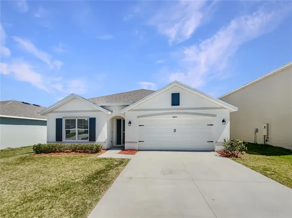 8026 Broad Pointe Dr, Zephyrhills, FL 33540