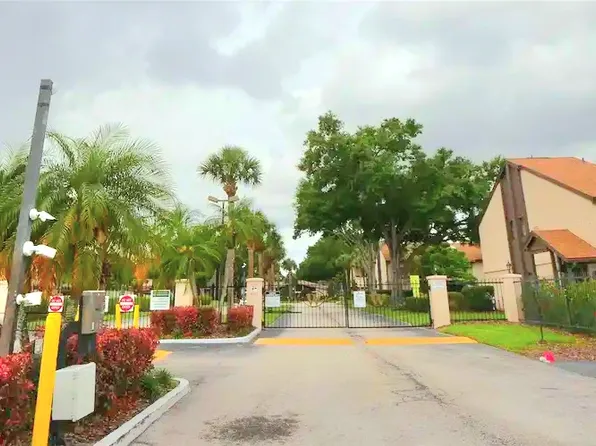 3154 S Semoran Blvd, Orlando, FL 32822
