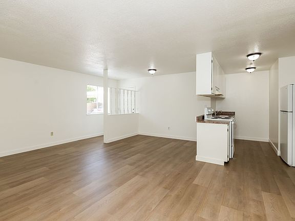 3rd image of 2354 Heidi Pl APT 1