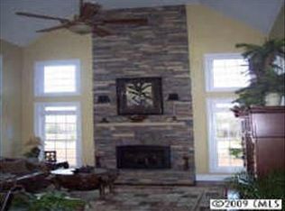 534 N Ingleside Farm Rd, Iron Station, NC 28080