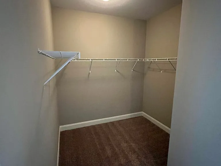 6841 Wren Creek Dr — Photo 2