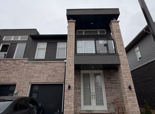 5672 Dorchester Rd #59, Niagara Falls, ON L2G5S2