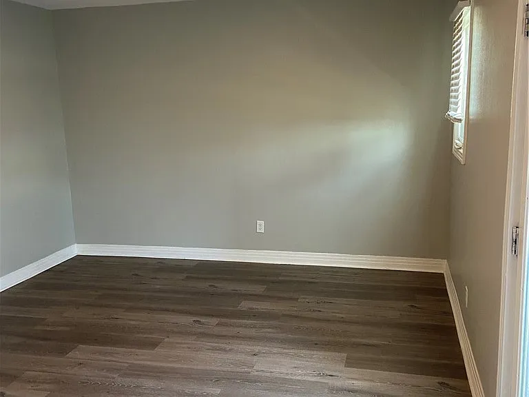 1431 S Beacon St — Photo 21