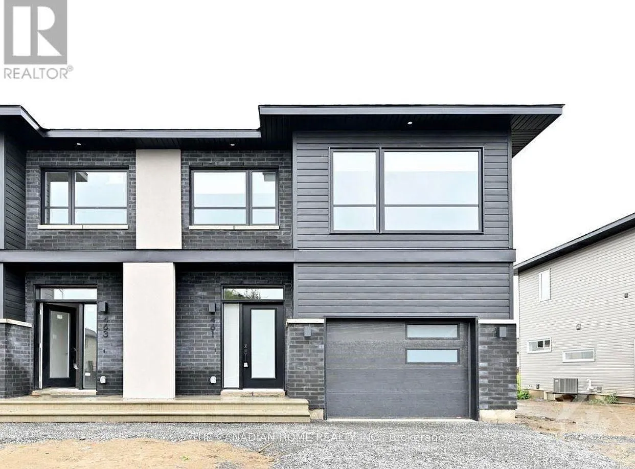 3 bed, $2,450 — Photo 1