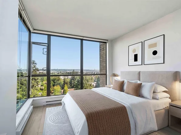 7388 Sandborne Ave #1407, Burnaby, BC V3N 5C4