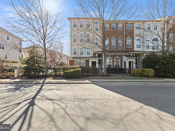 2nd image of 6022 Machen Rd #179